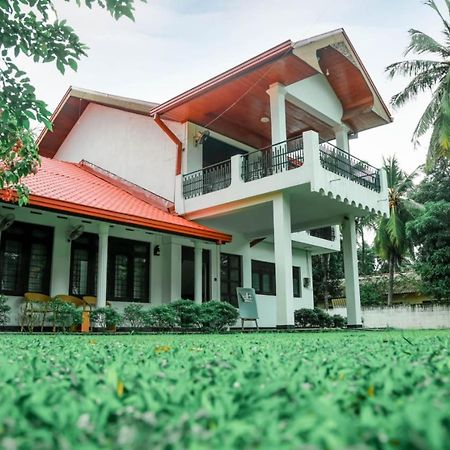 Sapumal Lodge Holambra Exterior foto