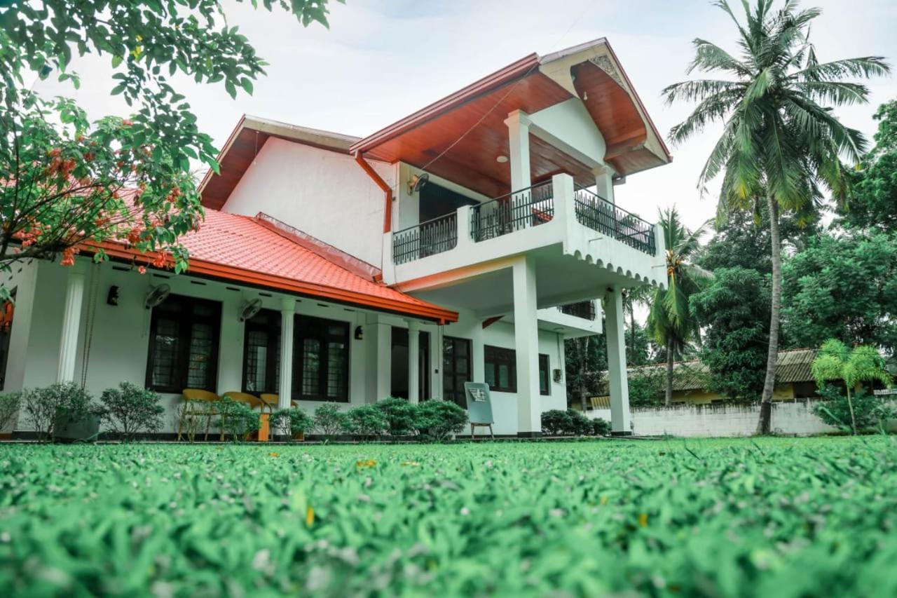 Sapumal Lodge Holambra Exterior foto