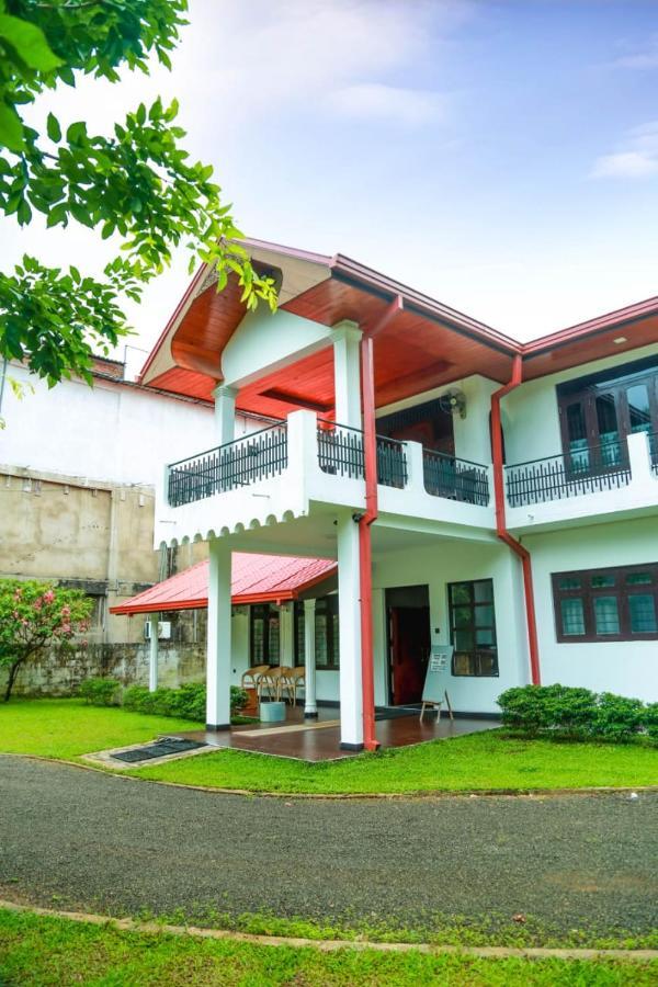 Sapumal Lodge Holambra Exterior foto